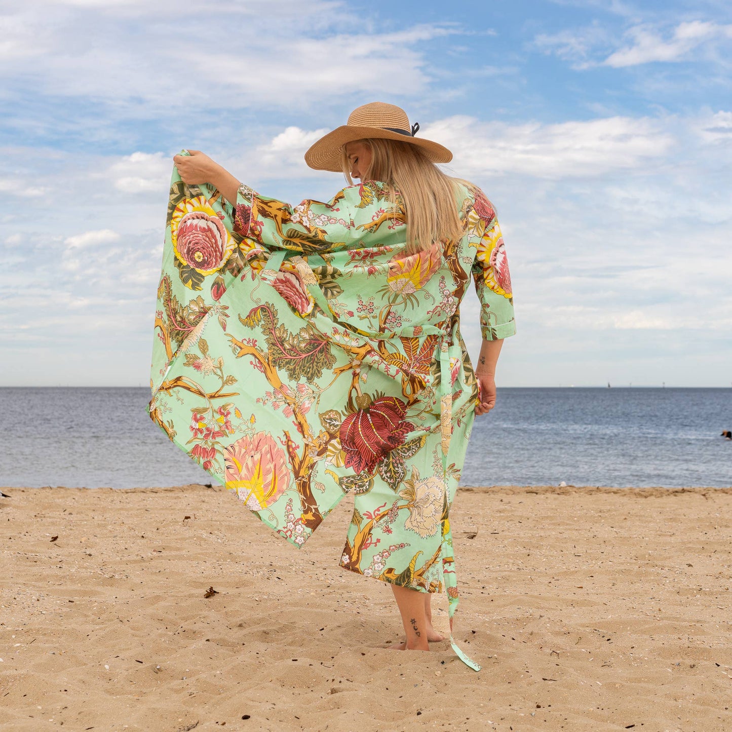 Green Tree of Life Women's Cotton Kimono Robe – Nature-Inspired Comfort with a Touch of Artistry