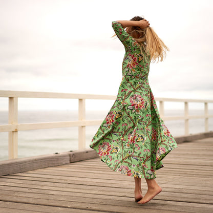 Retro Petals 100% Cotton Maxi Dress – Hand-Screen Printed Floral Design, S/M & L/XL, Breezy Boho Style