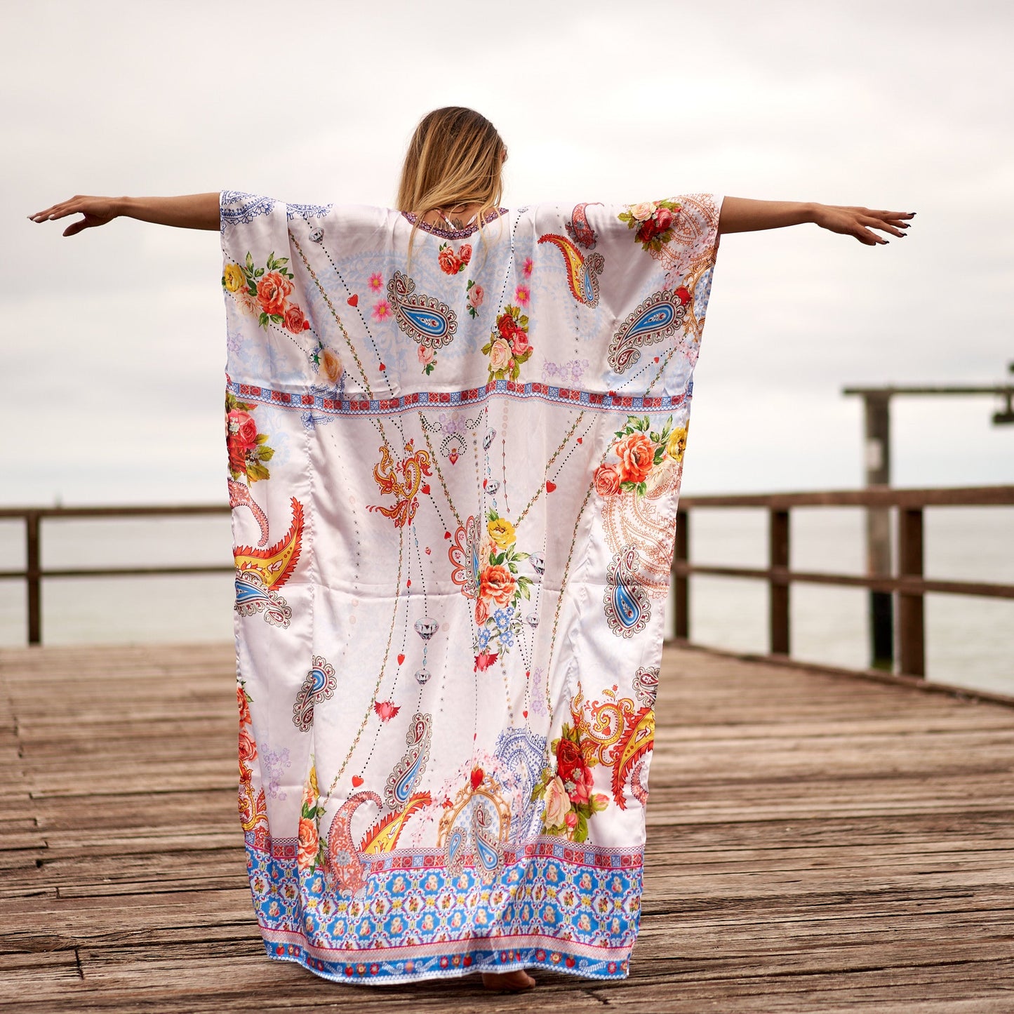 Vacation Vixen Silk Kaftan – Luxurious Silk Blend Georgette, One Size Fits All, 140 cm Length