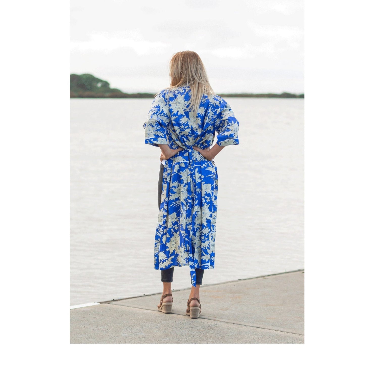 Boho Blue Kimono Bathrobe – 100% Cotton, Tropical Bird of Paradise Print, Lightweight & Versatile, Free Size, Limited Edition, Perfect as Kaftan, Robe, or Lounge Wear